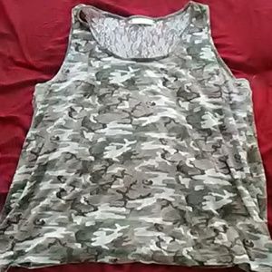 Fantastic camo tank